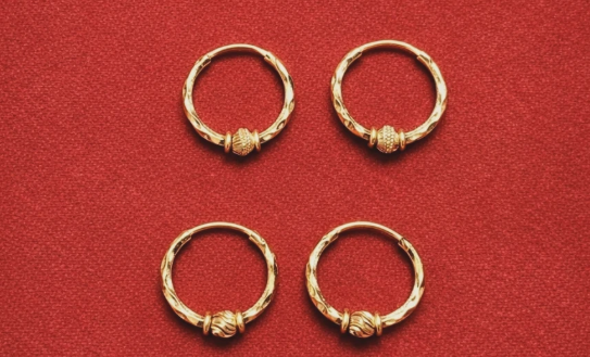 Gold Earings
